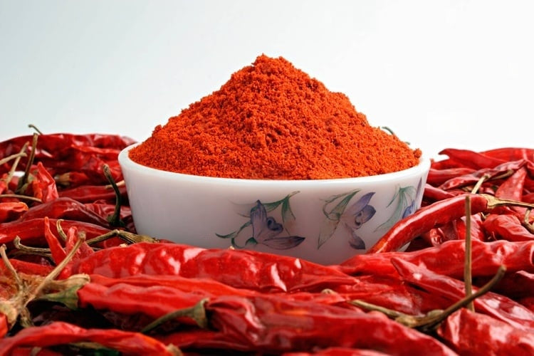 How to Choose the Best Red Chilli Powder for Your Indian Recipes